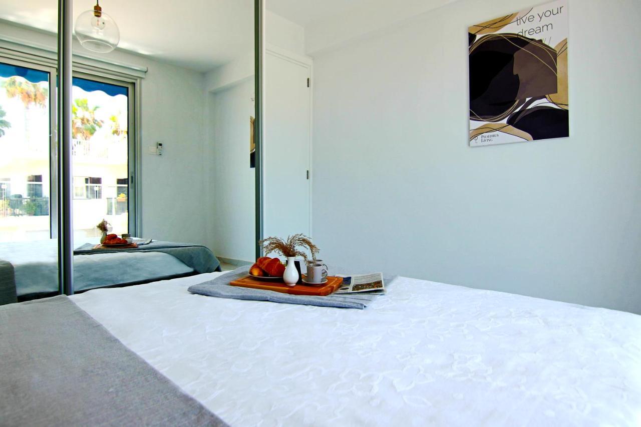Appartement Phaedrus Living Seaside Luxury Flat Athina 21 à Paphos Extérieur photo